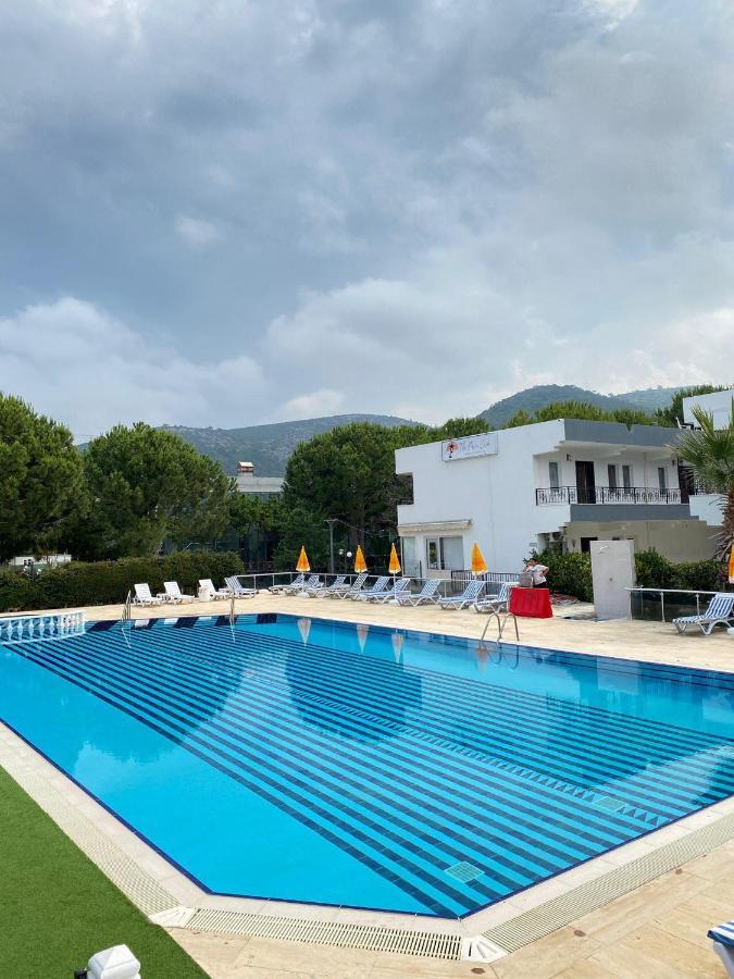 Palm Club Apart Otel Kusadası Extérieur photo